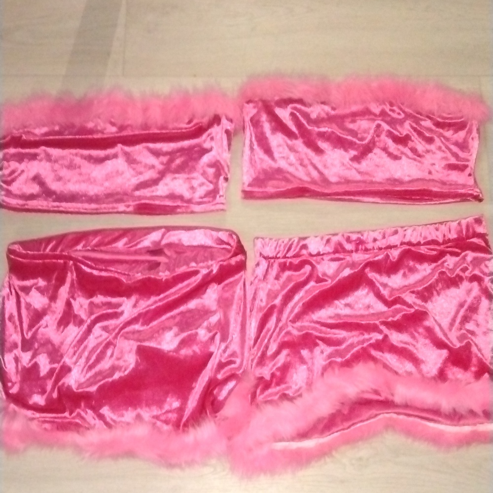 Two pieces pink cute night out outfit with your bestie